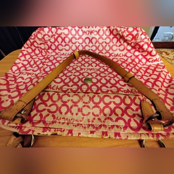 Pink Coach Signature Op Art Leah Tote Bag 13142 - Picture 7 of 11